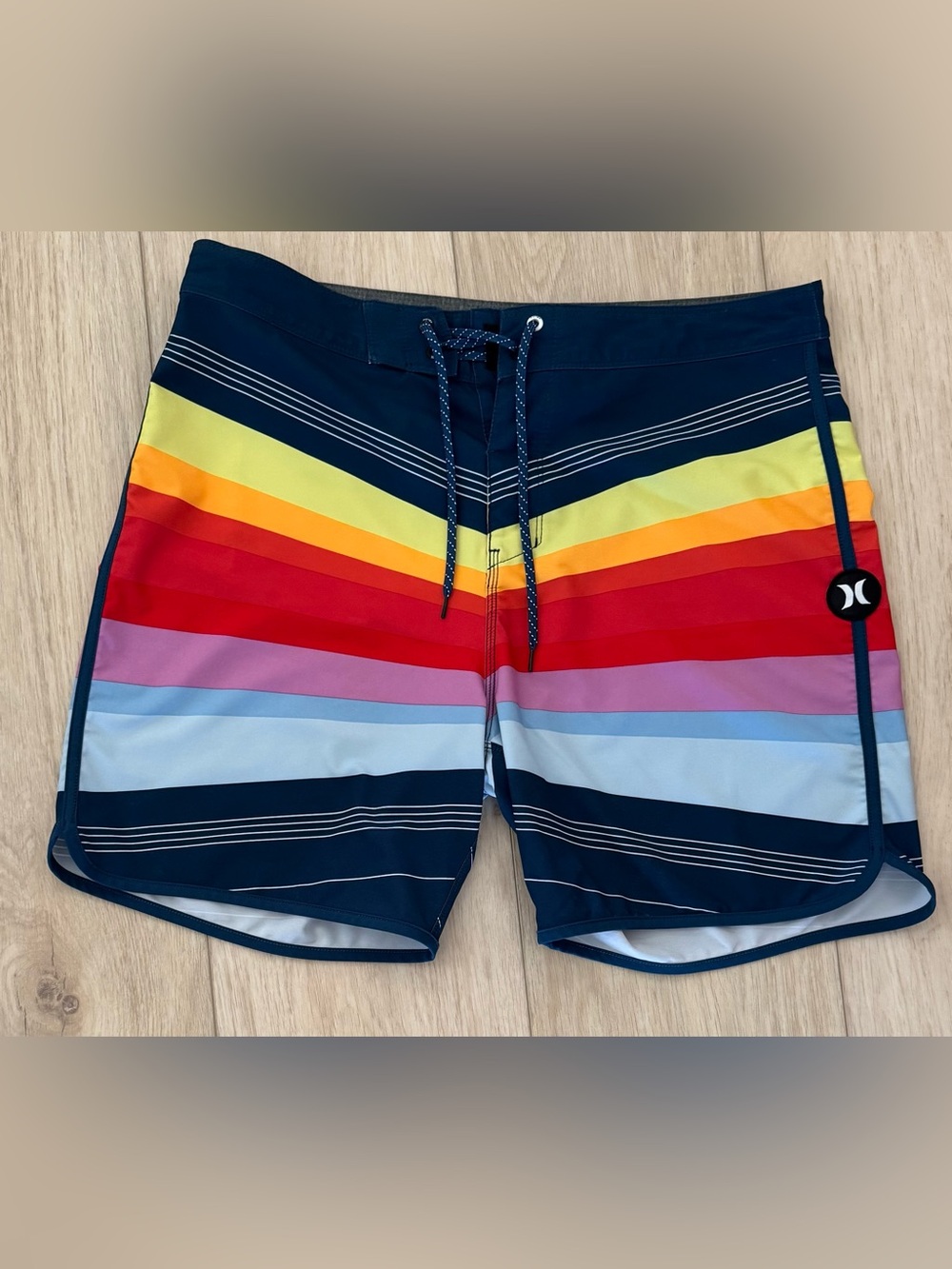 Hurley Phantom size 34 men’s Rainbow board shorts swim trunks beach surf